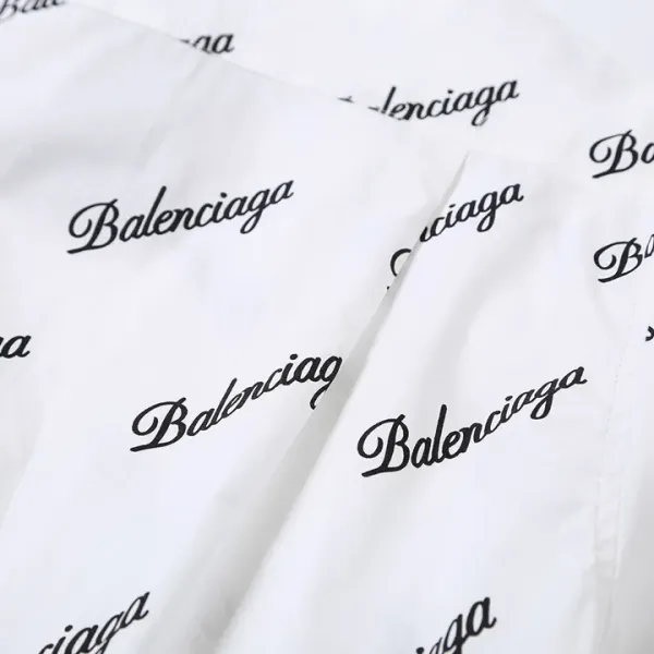 【2026】【BALENCIAGA  公式旗艦店】バレンシアガ 半袖シャツご好評に付き再入荷！