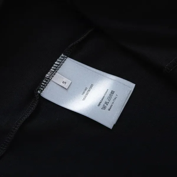 【2026】【DIOR 公式旗艦店】ディオール Tシャツ ご好評に付き再入荷! 【2026】【DIOR 公式旗艦店】ディオール Tシャツ ご好評に付き再入荷!