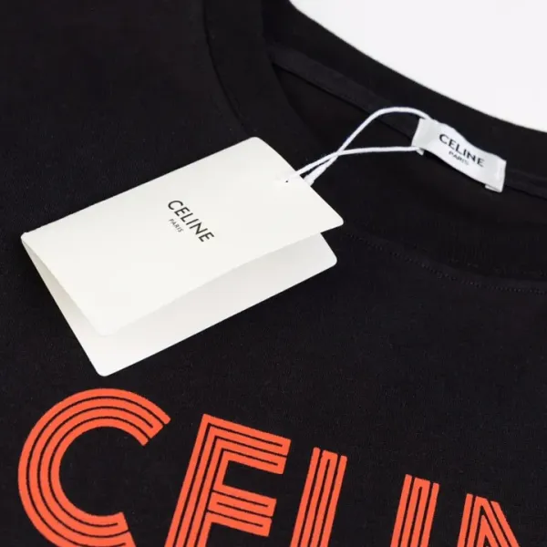 【2026】【CELINE 公式旗艦店】セリーヌ   Tシャツ ご好評に付き再入荷！
