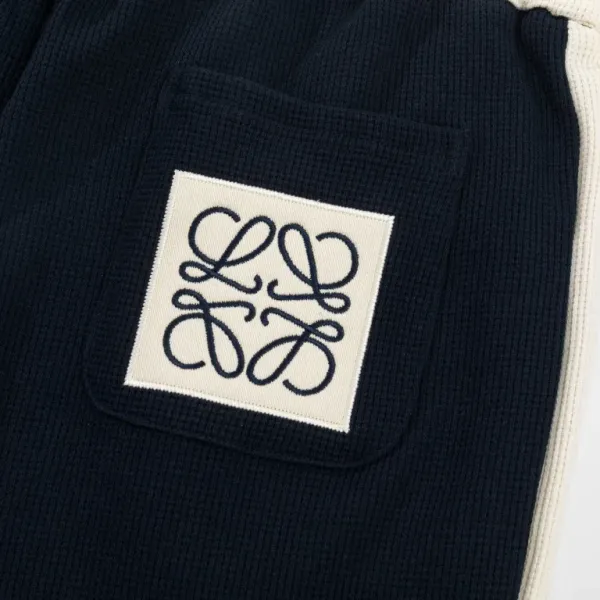 【2026】【LOEWE  公式旗艦店】ロエベ   ショートパンツ  ご好評に付き再入荷！