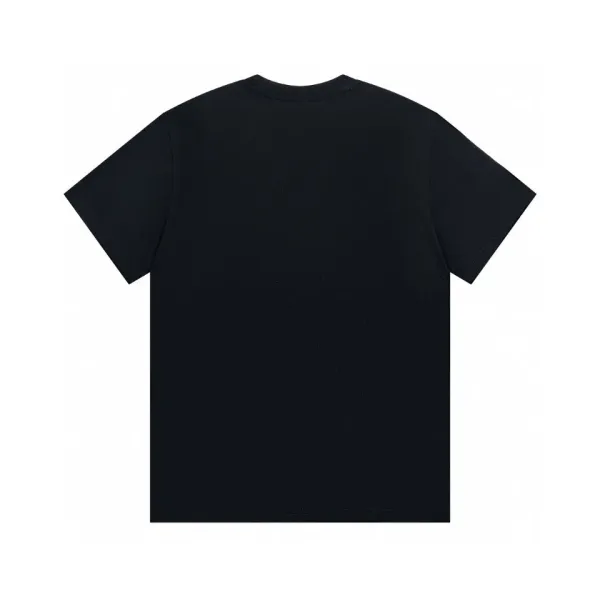 【2026】【BURBERRY  公式旗艦店】バーバリー  Tシャツ ご好評に付き再入荷！