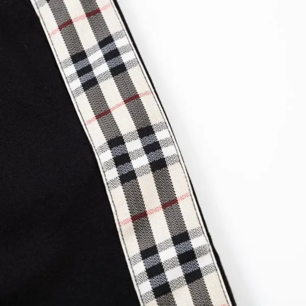 【2026】【BURBERRY  公式旗艦店】バーバリー  ショートパンツ  ご好評に付き再入荷！