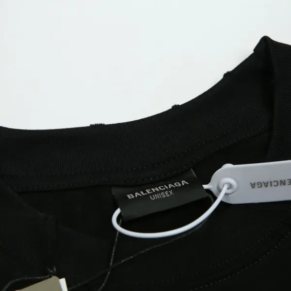 【2026】【BALENCIAGA  公式旗艦店】バレンシアガ  Tシャツ ご好評に付き再入荷！