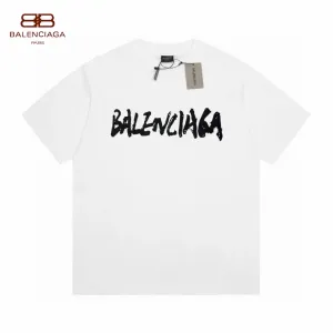【2026】【BALENCIAGA  公式旗艦店】バレンシアガ  Tシャツ ご好評に付き再入荷！