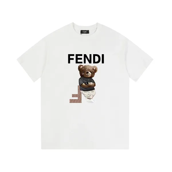 【2026】【FENDI公式旗艦店】フェンディ  Tシャツ ご好評に付き再入荷！