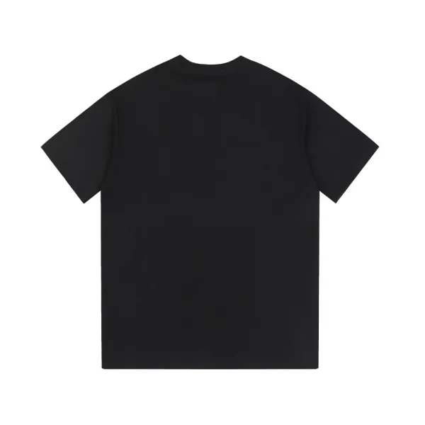 【2026】【FENDI公式旗艦店】フェンディ  Tシャツ ご好評に付き再入荷！