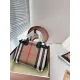 【2026】【BURBERRY 公式旗艦店】バーバリー  斜めがけバッグ 当日出荷 好評に付き再入荷！24*20CM
