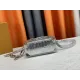 【2026】LV【LOUIS VUITTON 公式旗艦店】ルイヴィトン  斜めがけバッグ当日出荷 好評に付き再入荷！18.5*13*8CM