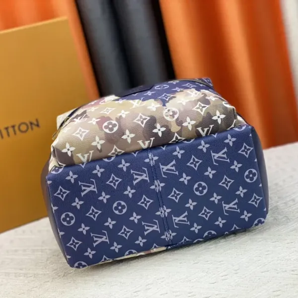 【2026】【LOUIS VUITTON 公式旗艦店】ルイヴィトン  リュックサック当日出荷 好評に付き再入荷！29*38*20CM