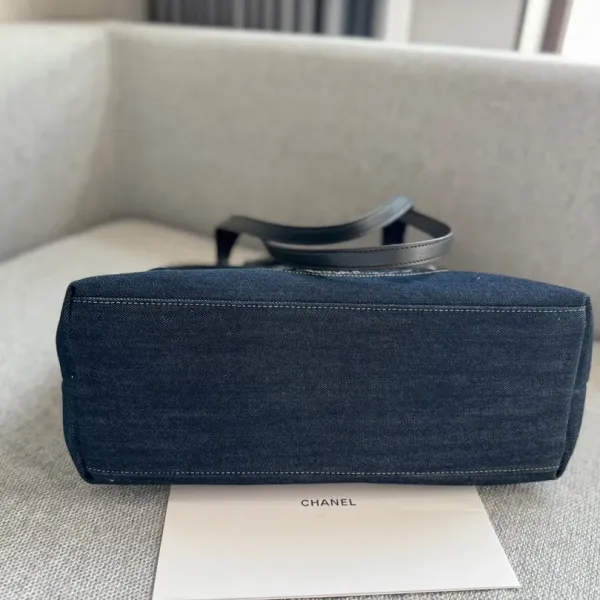 【2026】【CHANEL  公式旗艦店】シャネル   ハンドバッグ  当日出荷 好評に付き再入荷！36*30CM