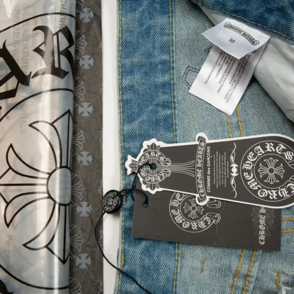 【2026】【CHROME HEARTS 公式旗艦店】クロムハーツ ジーパン  ご好評に付き再入荷！