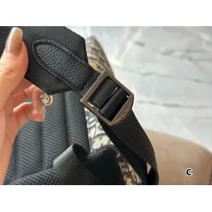 【2026】【DIOR 公式旗艦店】ディオール リュックサック 当日出荷 好評に付き再入荷！30*38CM