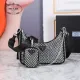 【2026】【PRADA  公式旗艦店】プラダ   斜めがけバッグ  当日出荷 好評に付き再入荷！22*16*6CM