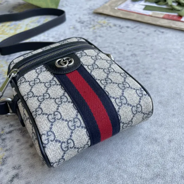 【2026】【GUCCI  公式旗艦店】 グッチ   斜めがけバッグ  当日出荷 好評に付き再入荷！14.5*18*6CM