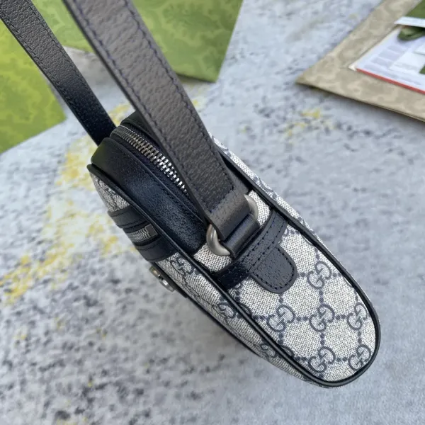 【2026】【GUCCI  公式旗艦店】 グッチ   斜めがけバッグ  当日出荷 好評に付き再入荷！14.5*18*6CM