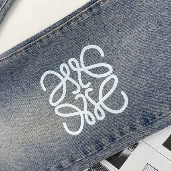 【2026】【LOEWE  公式旗艦店】ロエベ  ジーパン  ご好評に付き再入荷！