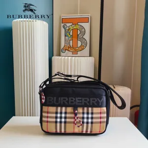 【2026】【BURBERRY 公式旗艦店】バーバリー   斜めがけバッグ 当日出荷 好評に付き再入荷！23*6*15CM