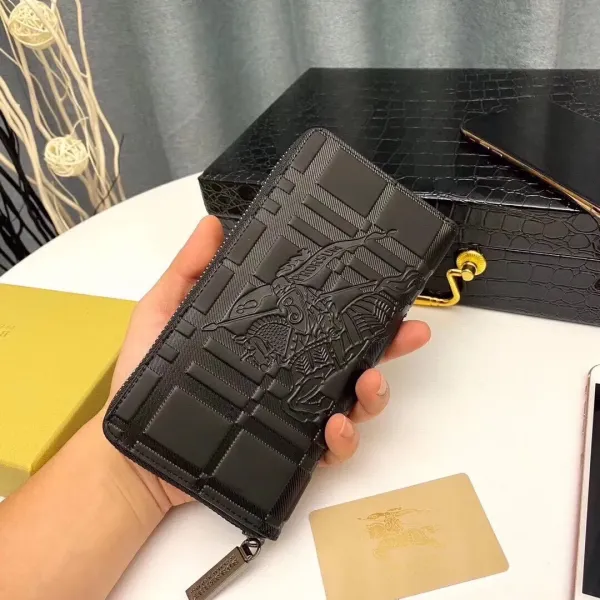 【2026】【BURBERRY  公式旗艦店】バーバリー   財布 当日出荷 好評に付き再入荷19*10*2.5CM