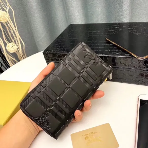【2026】【BURBERRY  公式旗艦店】バーバリー   財布 当日出荷 好評に付き再入荷19*10*2.5CM