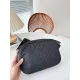 【2026】【PRADA 公式旗艦店】 プラダ  斜めがけバッグ当日出荷 好評に付き再入荷24*16CM