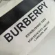 【2026】【BURBERRY  公式旗艦店】バーバリー   胸ポケット 当日出荷 好評に付き再入荷！29*18CM