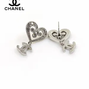 【2026】【CHANEL 】 シャネル   ファッションスタイルのイヤリング