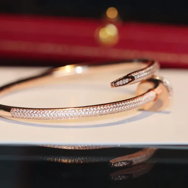 【2026】【CARTIER】ブレスレット、ファッションシンプルなスタイル