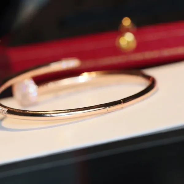 【2026】【CARTIER】ブレスレット、ファッションシンプルなスタイル