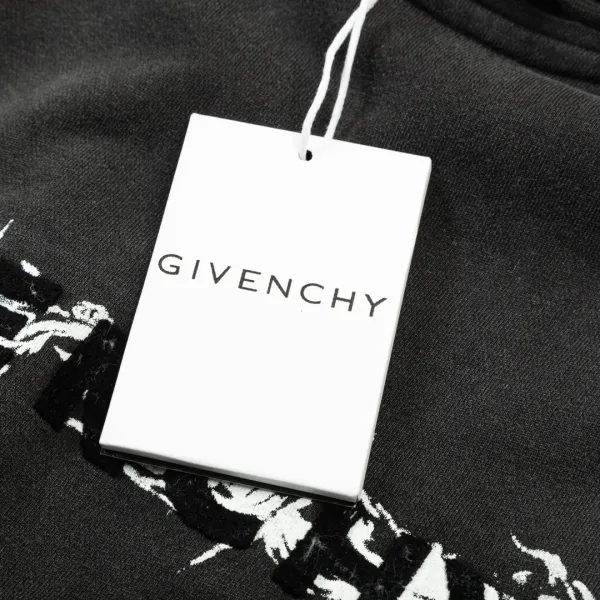 【2026】【GIVENCHY   公式旗艦店】ジバンシー  丸首の衛衣  スウェットご好評に付き再入荷！