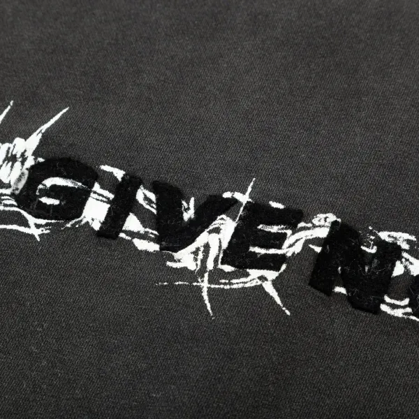 【2026】【GIVENCHY   公式旗艦店】ジバンシー  丸首の衛衣  スウェットご好評に付き再入荷！