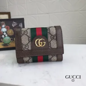 【2026】【GUCCI公式  旗艦店】グッチ  財布 当日出荷 好評に付き再入荷！12.5*10*3CM