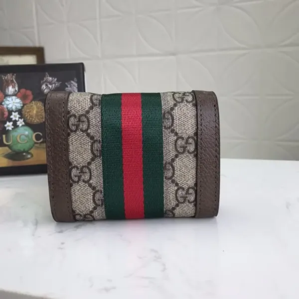 【2026】【GUCCI公式  旗艦店】グッチ  財布 当日出荷 好評に付き再入荷！12.5*10*3CM