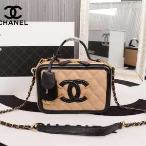 【2026】【CHANEL 公式旗艦店】シャネル  斜めがけバッグ 当日出荷好評に付き再入荷21*16*10CM