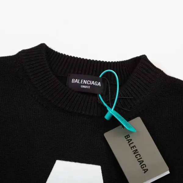 【2026】 【BALENCIAGA 公式旗艦店】バレンシアガ  セーター好評に付き再入荷！