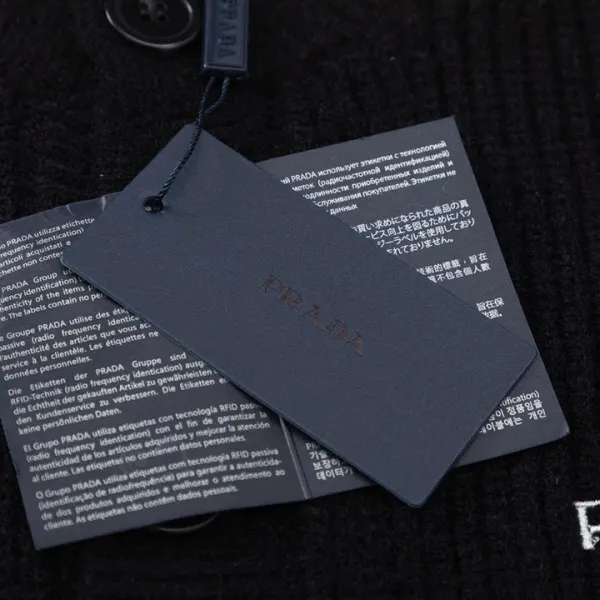 【2026】【PRADA  公式旗艦店】プラダ  セーター好評に付き再入荷！