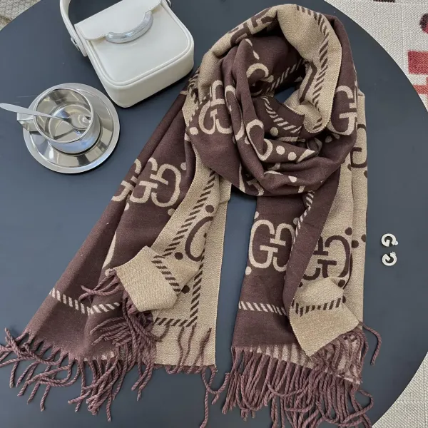 【2026】【GUCCI グッチ】スカーフ70*180CM