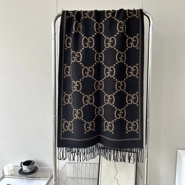 【2026】【GUCCI グッチ】スカーフ70*180CM