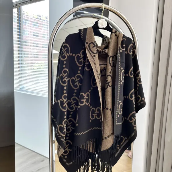 【2026】【GUCCI グッチ】スカーフ70*180CM