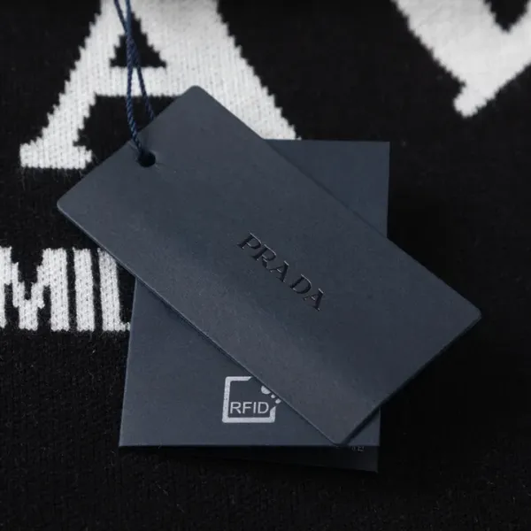 【2026】【PRADA 公式旗艦店】プラダ セーター好評に付き再入荷！