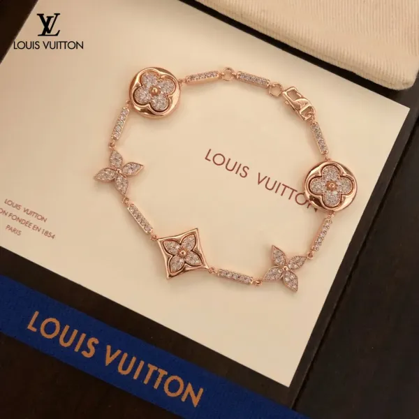 【2026】LV【 LOUIS VUITTON】ブレスレット、ファッションシンプルなスタイル