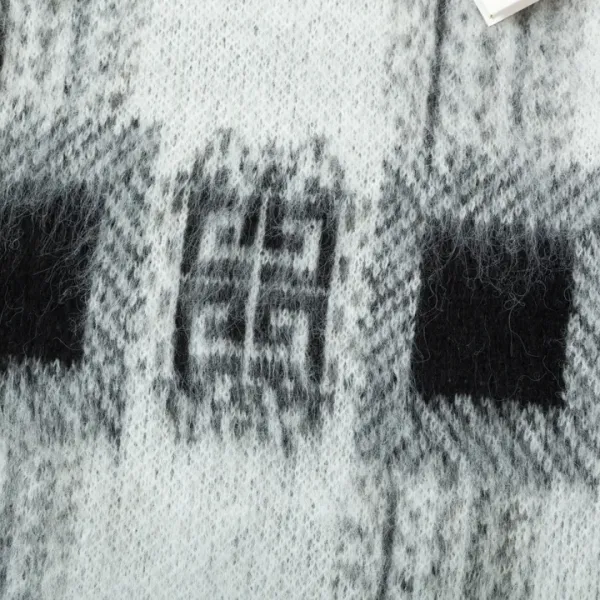 【2026】【GIVENCHY 公式旗艦店】ジバンシー セーター好評に付き再入荷！