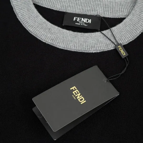 【2026】【FENDI 公式旗艦店】 フェンディ セーター好評に付き再入荷！