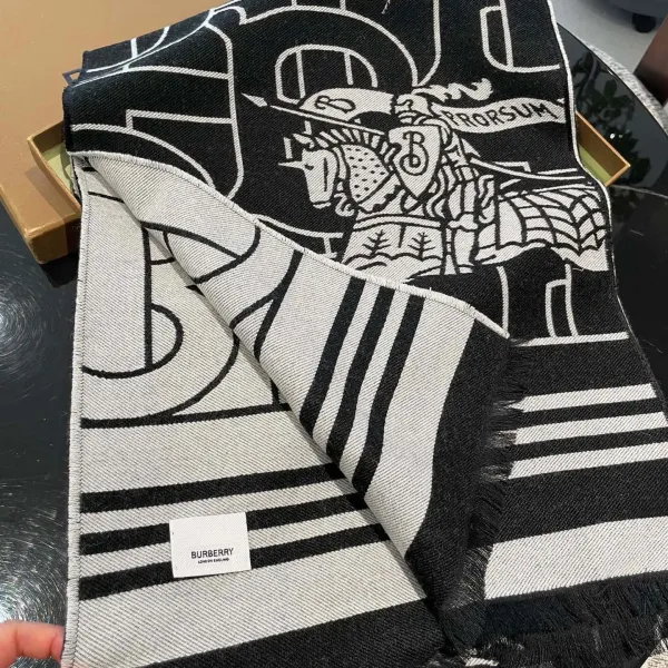 【2026】【BURBERRY  バーバリー】スカーフ33*188CM