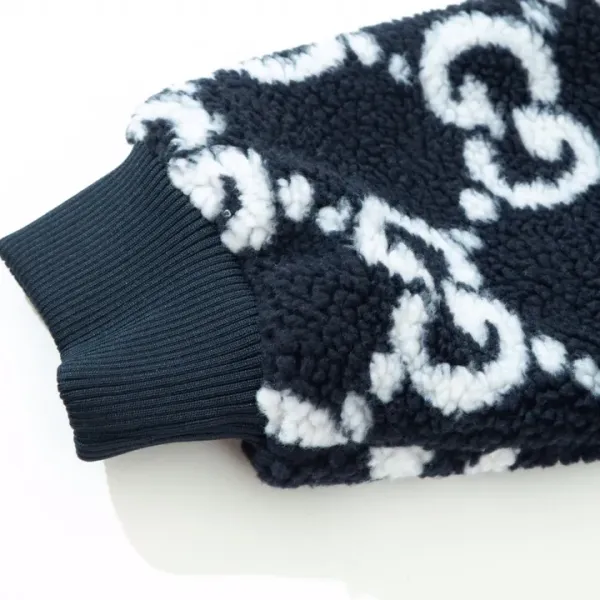 【2026】【GUCCI 公式旗艦店】クッチ   ジャケット着好評に付き再入荷！