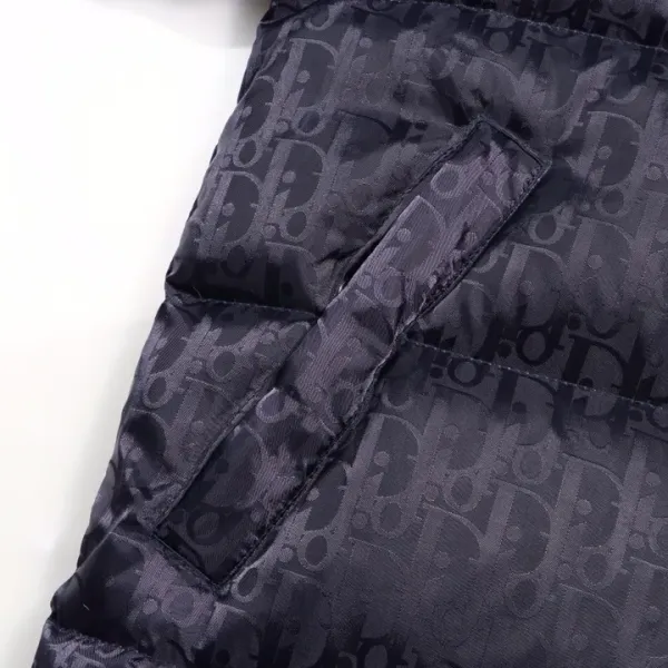 【2026】【DIOR 公式旗艦店】ディオール  ダウンジャケット好評に付き再入荷！
