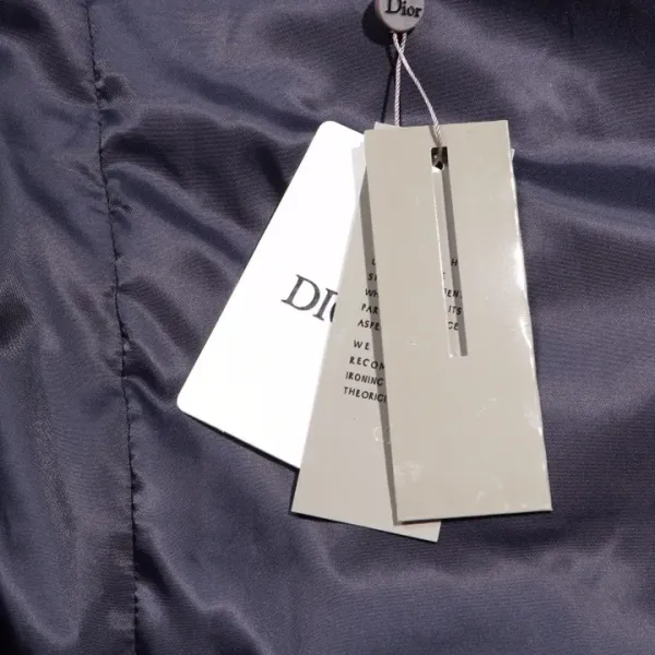 【2026】【DIOR 公式旗艦店】ディオール  ダウンジャケット好評に付き再入荷！