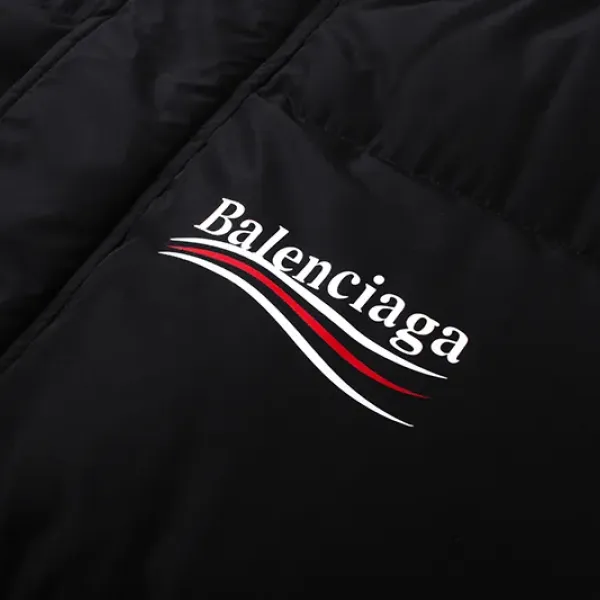 【2026】【人気 BALENCIAGA】 バレンシアガ  ダウンベスト