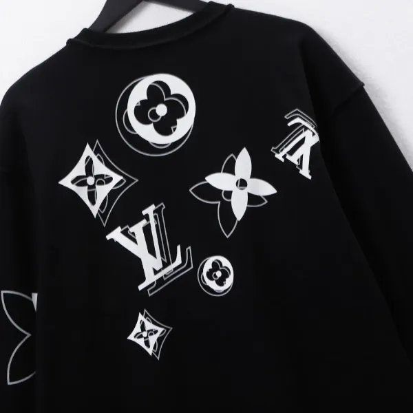 【2026】LV スウェット 【Louis Vuitton旗艦店】男女兼用 ご好評に付き再入荷！！