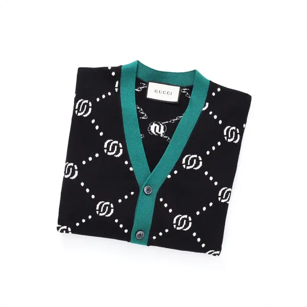 【2026】【GUCCI 公式旗艦店】グッチ  セーター好評に付き再入荷！