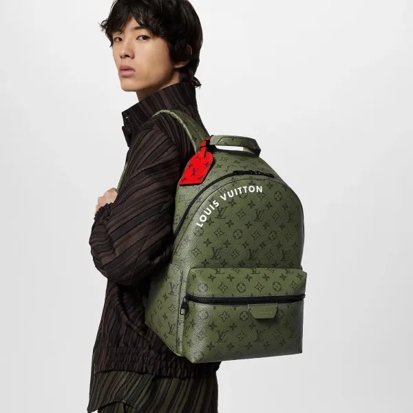 【2026】Louis Vuitton 【存在感抜群☆国内発】LV ディスカバリーバックパック PM  M46802 29 x 38 x 20 cm